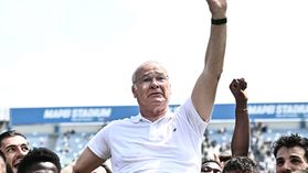 Vídeo: Ranieri levou banho depois de garantir permanência do Cagliari