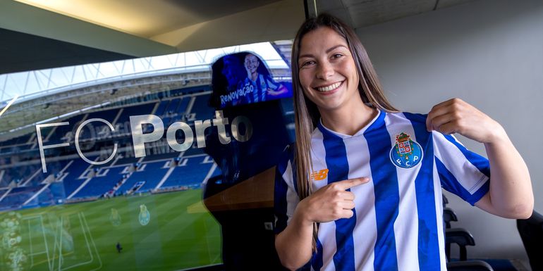 FC Porto renova com uma das capitãs