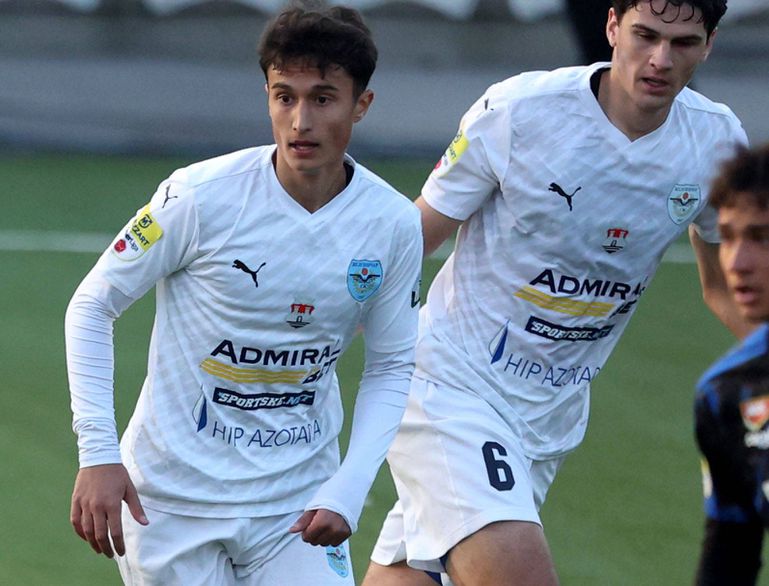 Mercado: V. Guimarães na pista de jovem médio sérvio