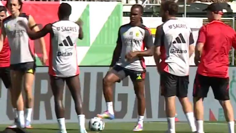 Grande novidade no treino do Benfica no Estádio Nacional