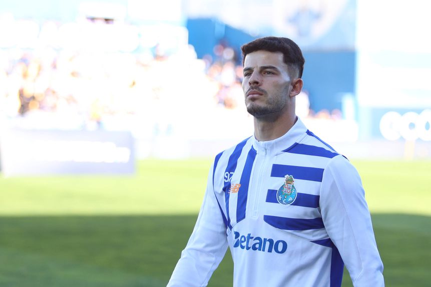 Zé Pedro tem sido opção regular na defesa com Martín Anselmi