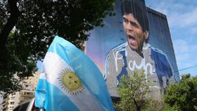 Ministério Público argentino pede suspensão de julgamento da morte de Maradona