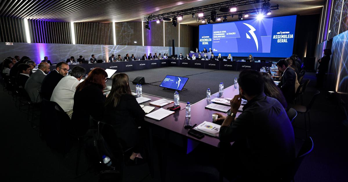 Liga aprova alterações aos regulamentos de competições, arbitragem e de disciplina