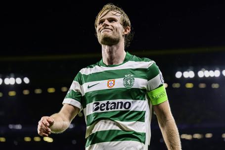 Morten Hjulmand, médio e capitão do Sporting, pode ser um dos que se irá despedir com a camisola leonina - Foto: IMAGO