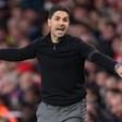 Mikel Arteta a festejar a vitória do Arsenal ao Burnley no Emirates