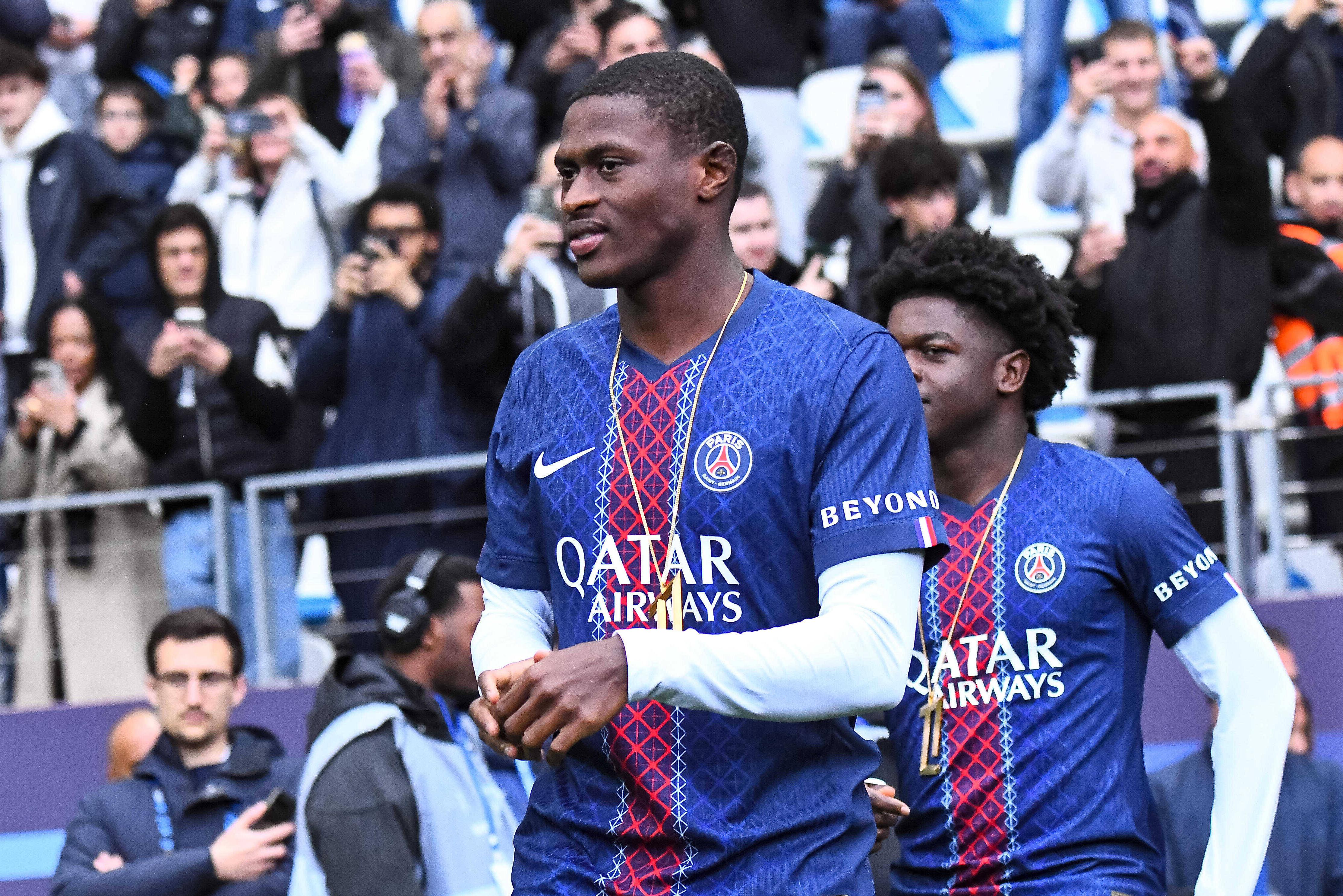 Nuno Mendes falhou os últimos três jogos do PSG por lesão