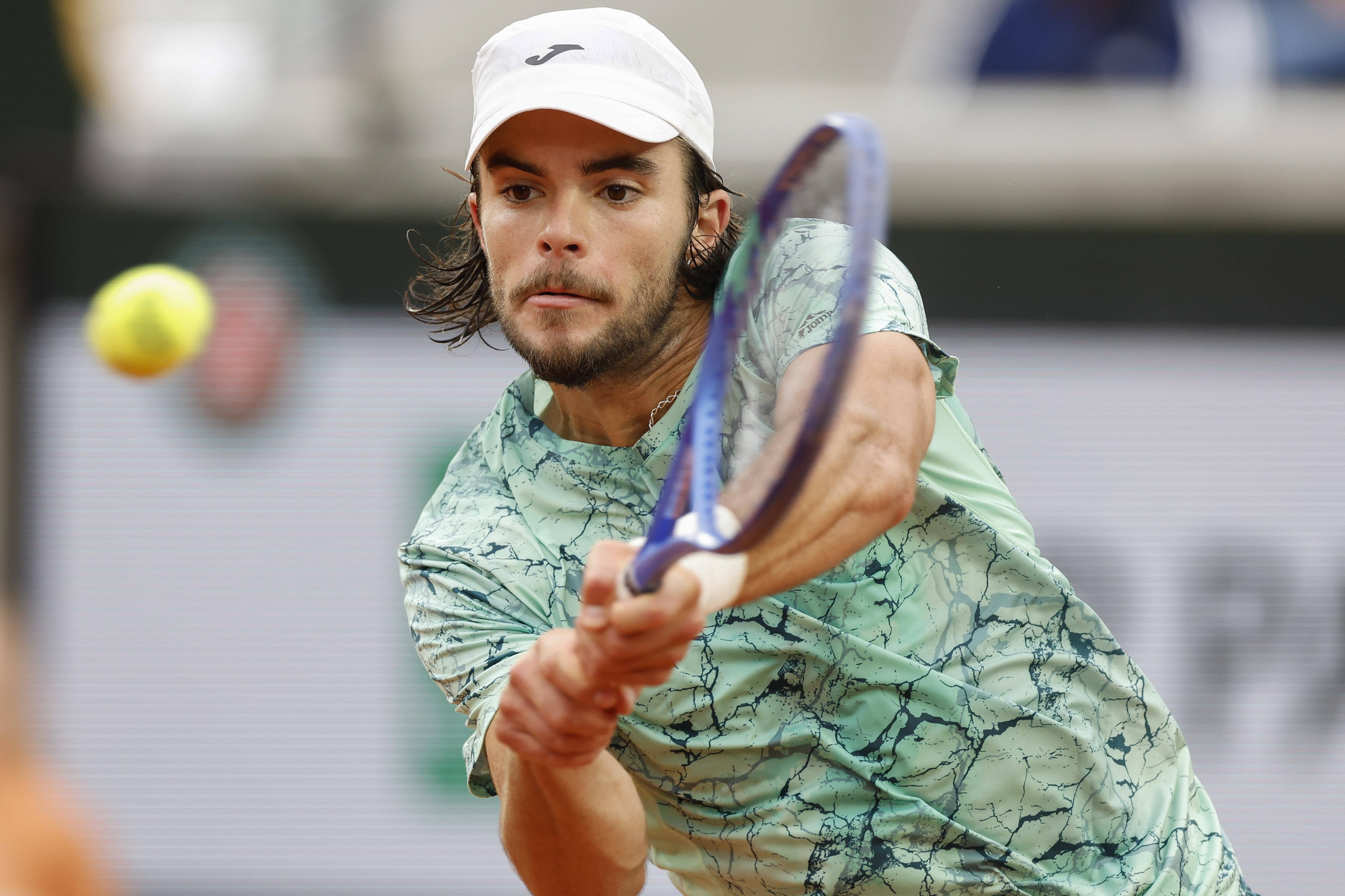Jaime Faria resiste a mais um obstáculo em Roland Garros e está na terceira e última ronda antes do quadro principal. IMAGO