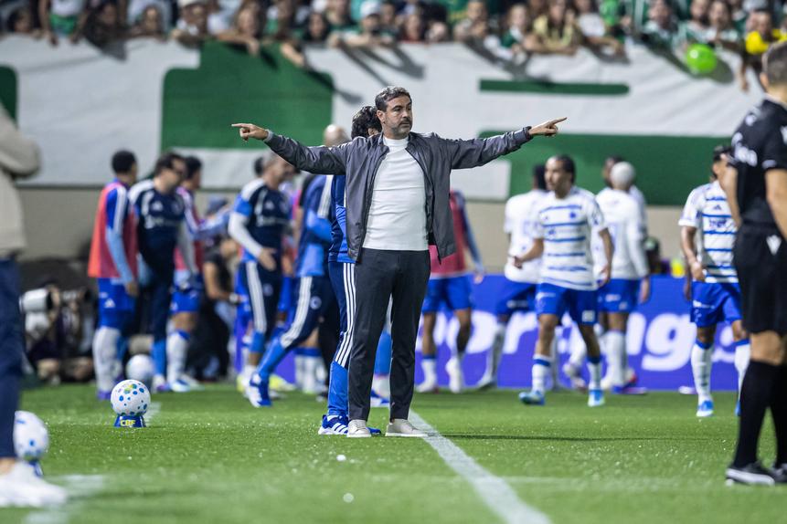 Artur Jorge e a equipa do Cruzeiro