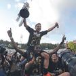 Marinho com a Taça de Portugal, o herói da Brisa em 2012 - Foto: A BOLA