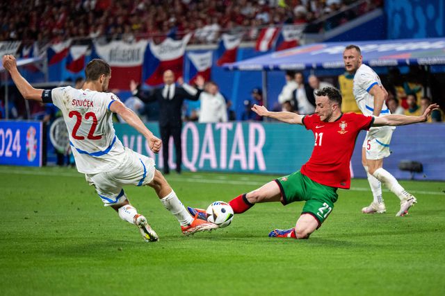 «Há sempre picardias nos jogos. Nesta saí eu por cima...»