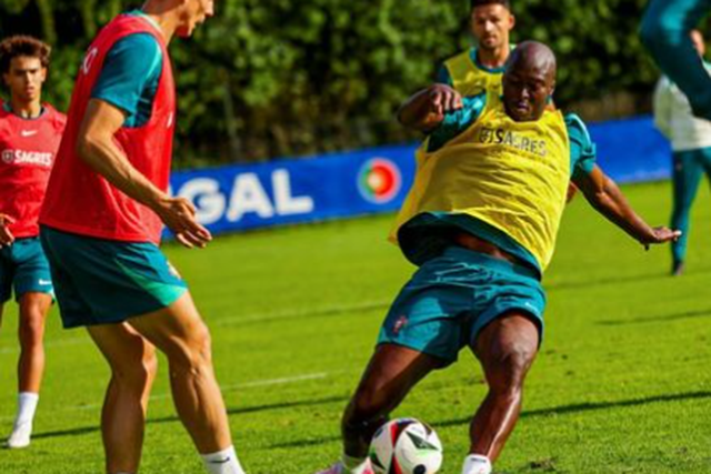 Danilo mostra treino da Seleção Nacional