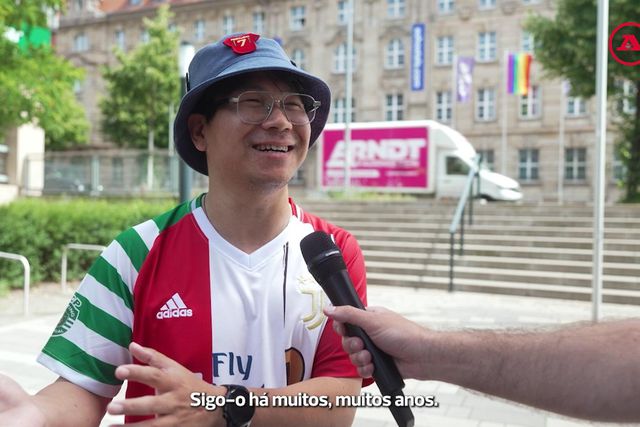 O chinês que tem a carreira toda de Ronaldo na camisola