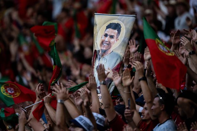 Até os turcos estão loucos com Ronaldo!