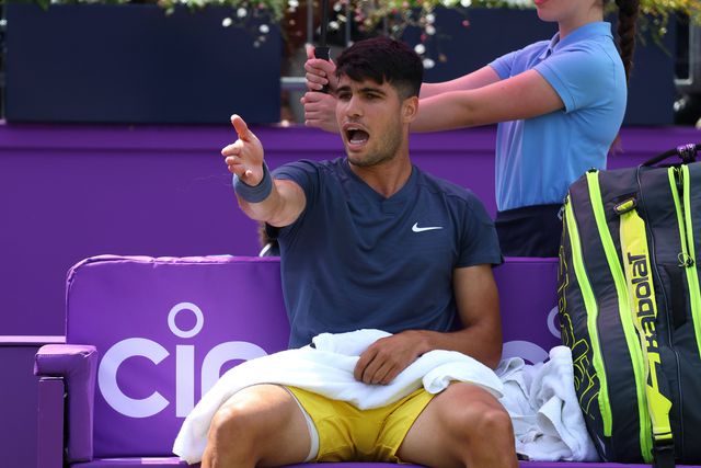 Surpresa em Queen's! Alcaraz eliminado pelo n.º 31 do mundo