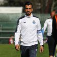 FC Porto: na hora do regresso ao dragão, João Brandão homenageia Luís Castro