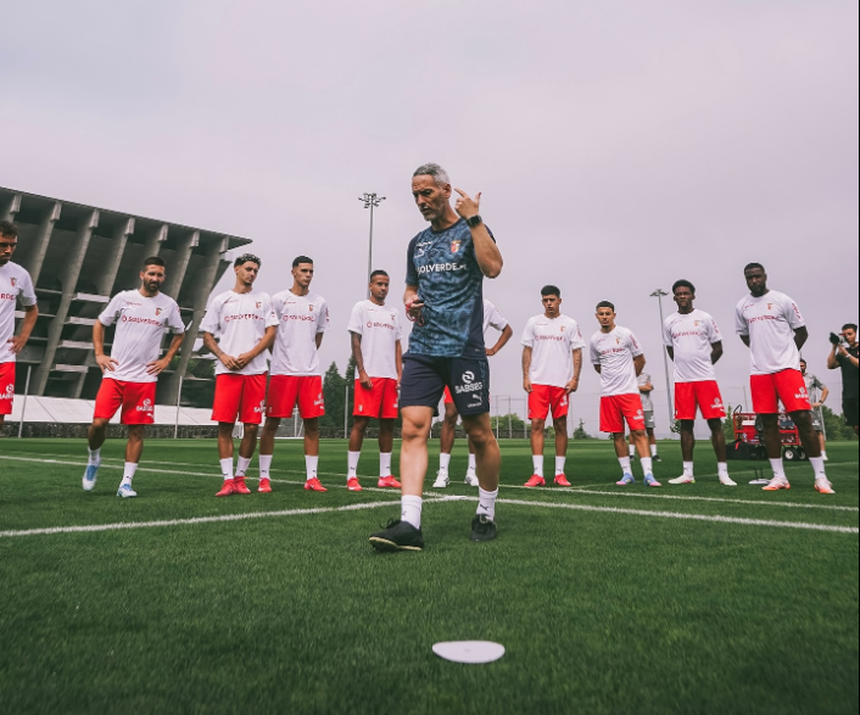 Carlos Vicens continua a olear a máquina arsenalista para a época que aí vem (Foto: SC Braga)