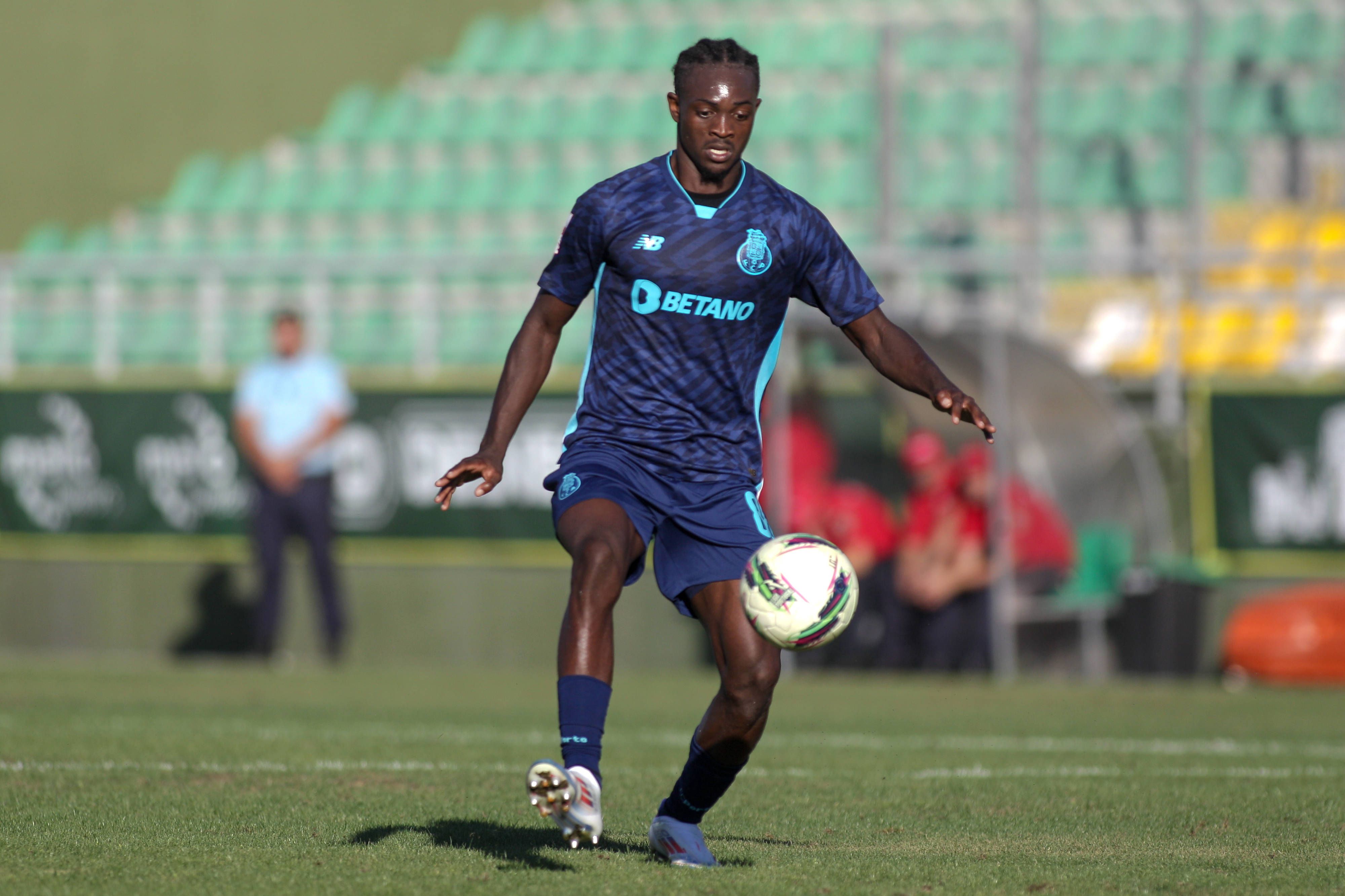 Domingos Andrade destacou-se ao serviço da formação secundária dos portistas e tem mercado no estrangeiro