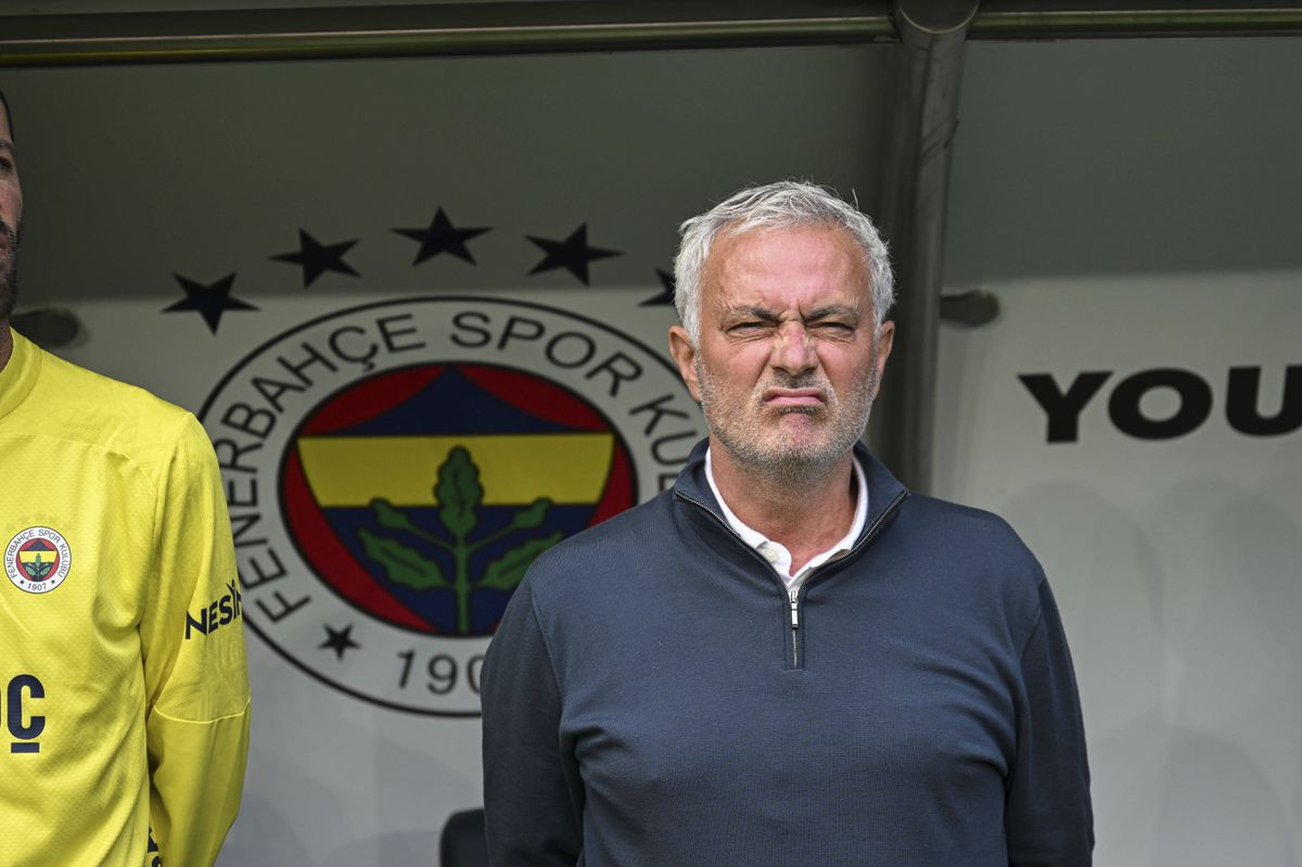 Itália pensou em Mourinho, mas Buffon vetou