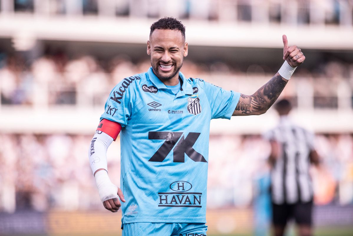 De férias devido ao Mundial de Clubes, Neymar continua a surpreender (vídeo)