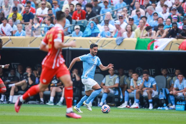 Mercado: Galatasaray tentou Bernardo Silva, mas vai levar outro médio do Man. City