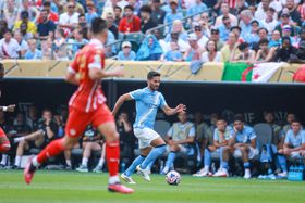 Mercado: Galatasaray tentou Bernardo Silva, mas vai levar outro médio do Man. City
