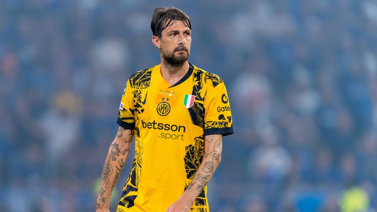 Acerbi perde a cabeça: «Sou maluco e dou-te uma tareia»
