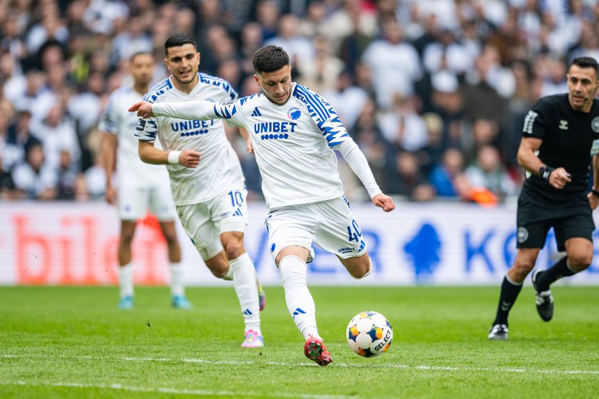 Roony Bardghji tem-se destacado ao serviço do Copenhaga e a cobiça pelos seus serviços é cada vez maior