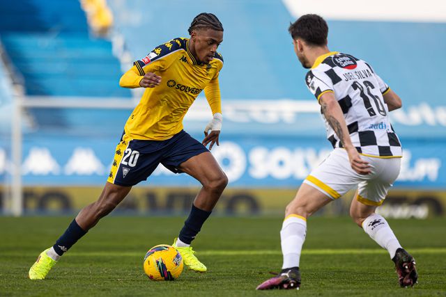 Estoril: Trabzonspor vai à luta por Wagner Pina