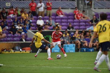 Vídeo: muito custou mas o Benfica lá marcou ao Auckland City