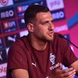 Diogo Dalot em conferência de imprensa (Foto: Miguel Nunes)