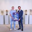 Eirik Granaas com o presidente Villas-Boas - Foto: FC Porto