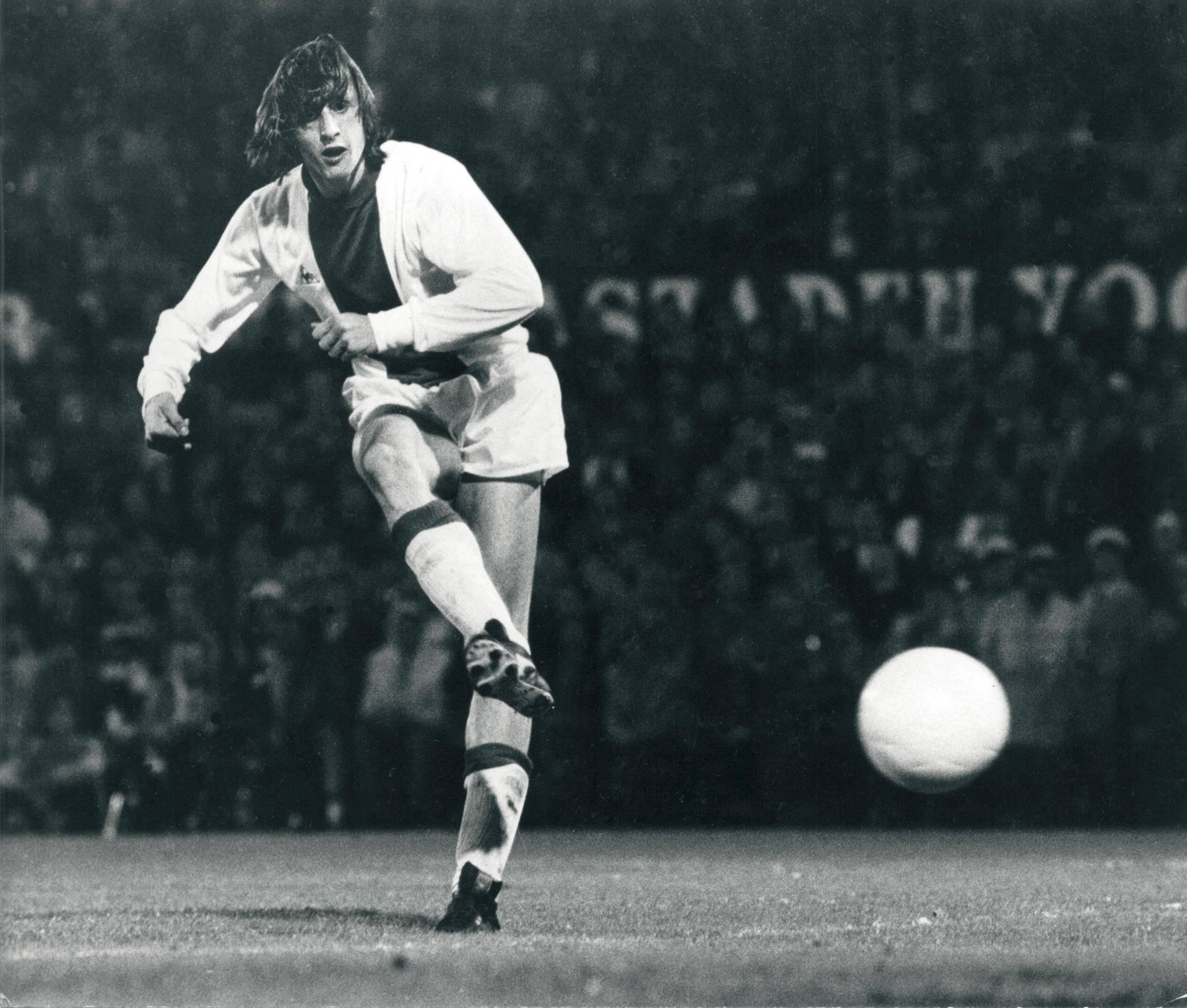Mundial 1974 – Johan Cruyff (Países Baixos): Bola de Ouro não conseguiu contrariar a anfitriã Alemanha Ocidental nessa final do Campeonato do Mundo
