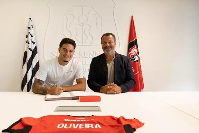 Gonçalo Oliveira assinou com o Rennes por cinco anos