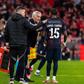 Sidny Lopes Cabral a falar com José Mourinho na Luz