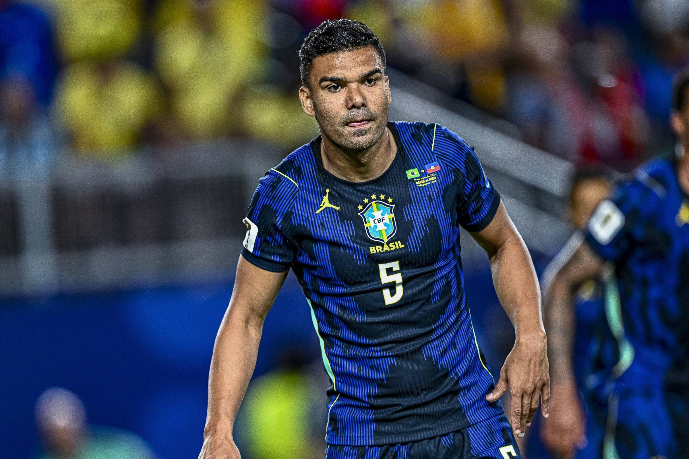 Casemiro foi titular nos dois jogos do Brasil no Campeonato do Mundo