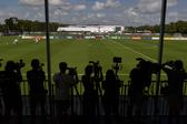 São dezenas os jornalistas estrangeiros que acompanham diariamente a Seleção em Palm Beach - Foto: MIGUEL NUNES