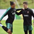 Bruno Alves e Ronaldo em treino da Seleção em 2018 (Foto: Miguel Nunes/ASF)