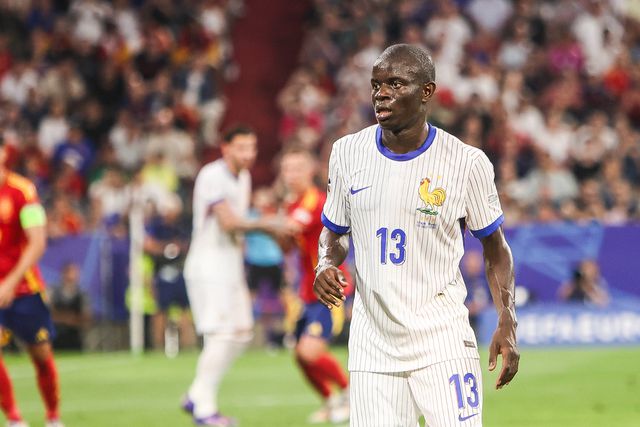 Kanté poderá regressar à Premier League