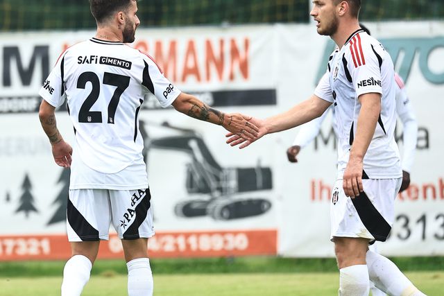 VÍDEO: Rafa estreia-se a marcar pelo Besiktas e assiste de bicicleta