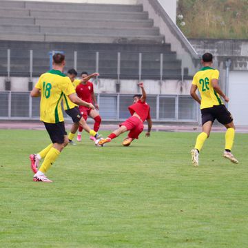 Chuva de golos no encontro particular entre Estrela da Amadora e Paços de Ferreira