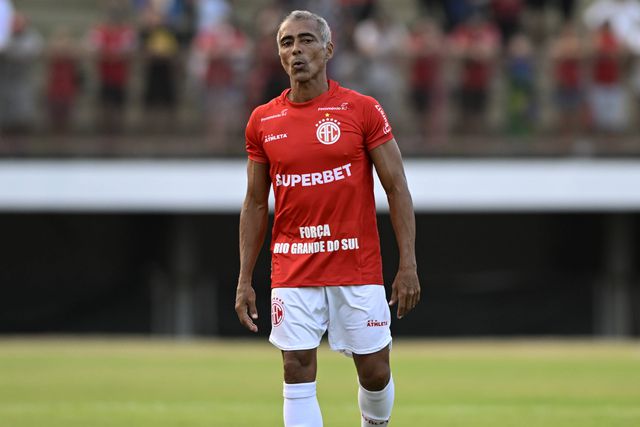 Romário: «Se não jogarem para o Neymar, o Brasil não vai ser campeão…»