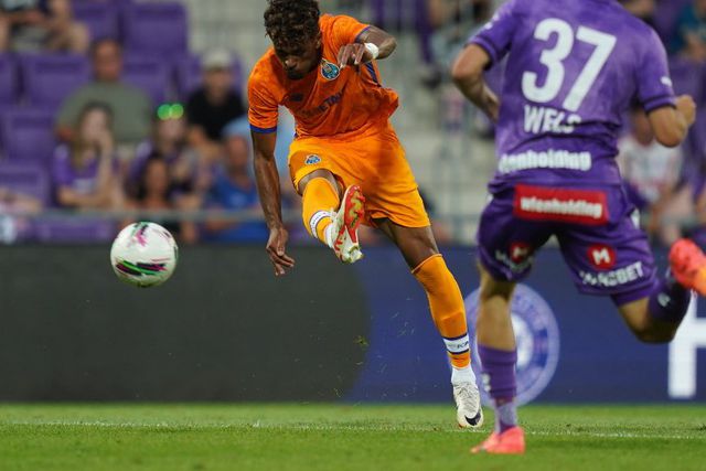 FC Porto: Estrasburgo aumenta oferta, mas Gonçalo Borges não quer sair