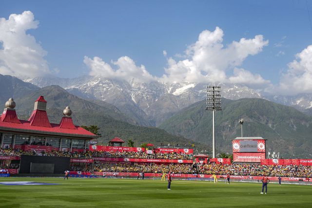 25 estádios nos sítios mais incríveis do mundo (fotogaleria)