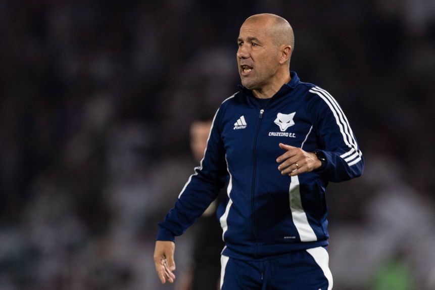 Leonardo Jardim, treinador do Cruzeiro, no Brasil