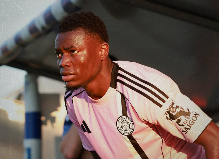 Fatawu a representar o Leicester na pré-época