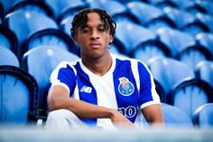 Cardoso Varela regressa a casa - Foto: FC Porto