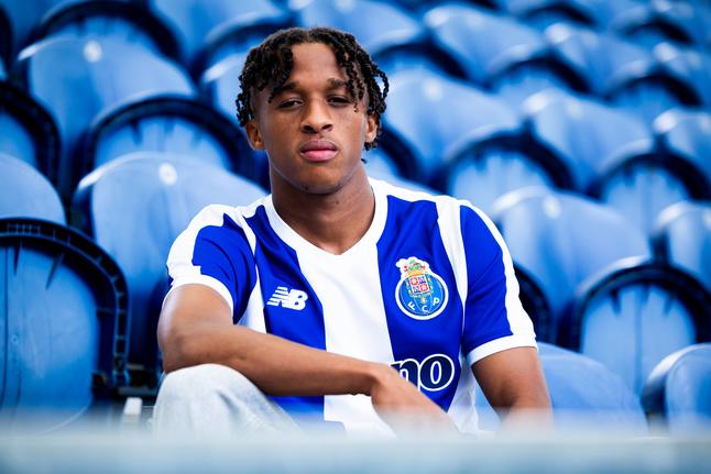 Cardoso Varela regressa a casa - Foto: FC Porto