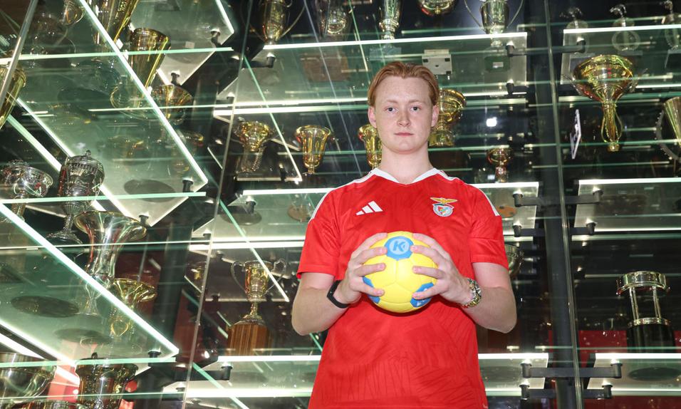 Breki Árnason (Foto: Benfica)