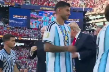 Momento em que Romero ignora Trump