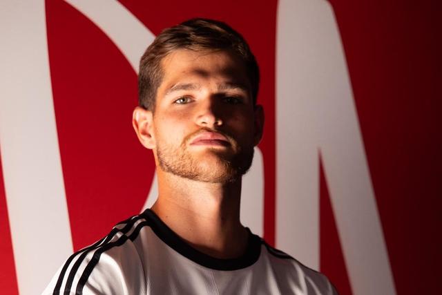 André Gomes deixa o Benfica e é reforço do Casa Pia — Foto: Casa Pia
